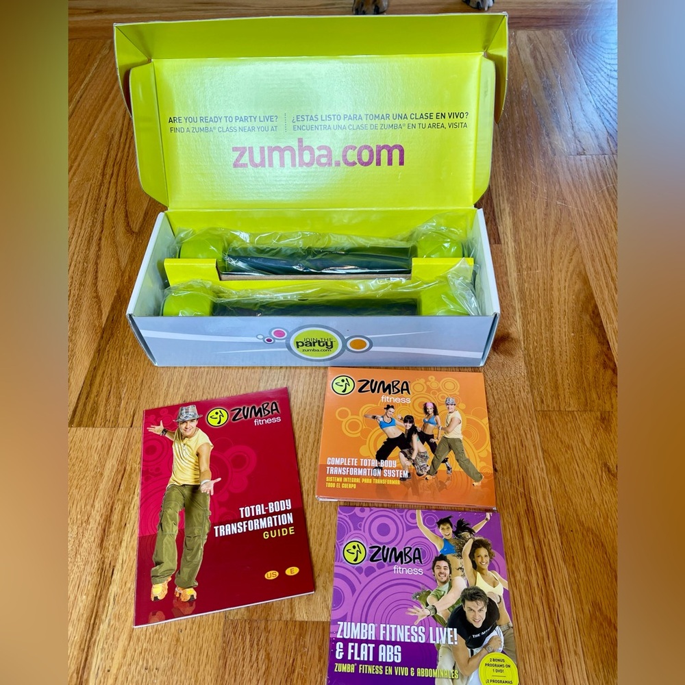 Zumba Fitness Kit w/toning sticks